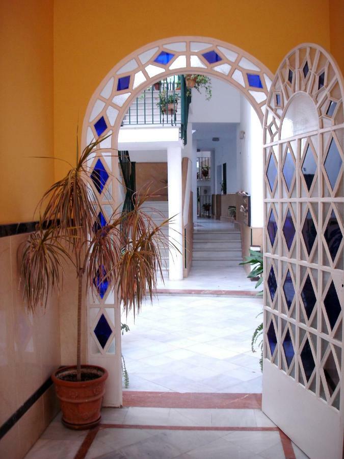 Archeros Oasis Sevilla Exterior foto